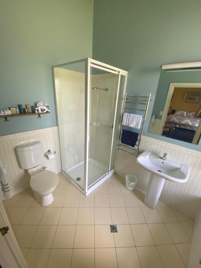 The York Palace Accommodation Bagian luar foto